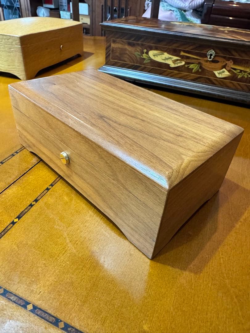 スイス製手巻きオルゴール チャイコフスキー