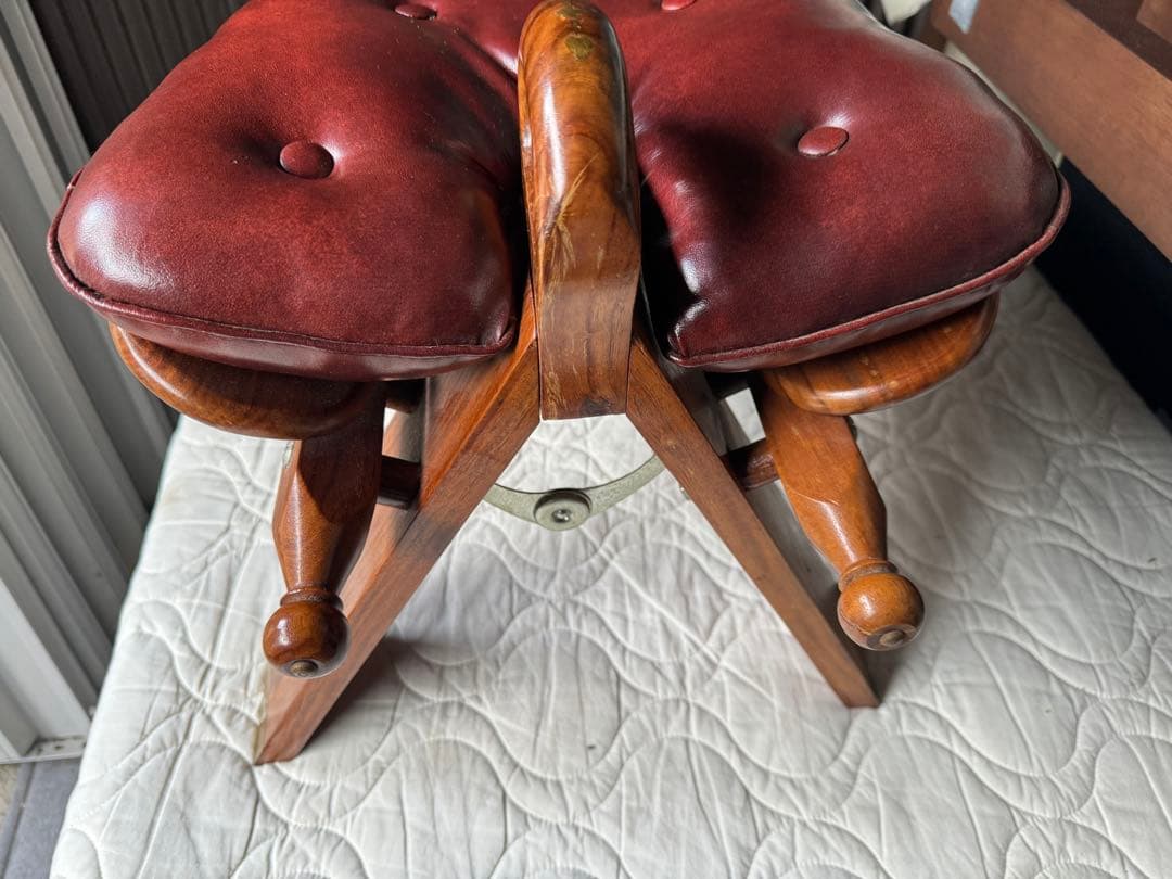 キャメルチェア ラクダスツール ロビー エントランス 玄関 象嵌 金彩 らくだ