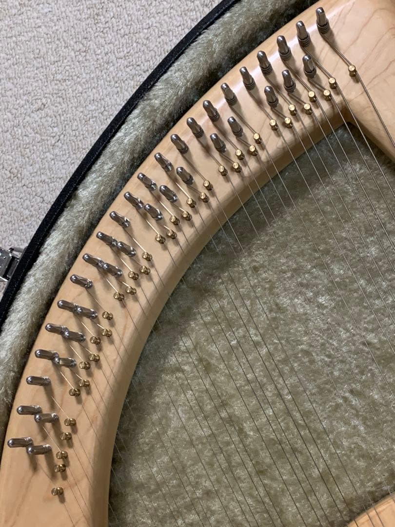 三創楽器 SANSO ライアーⅡ　(スプルース)　３７弦　塗装『つやあり』タイプ