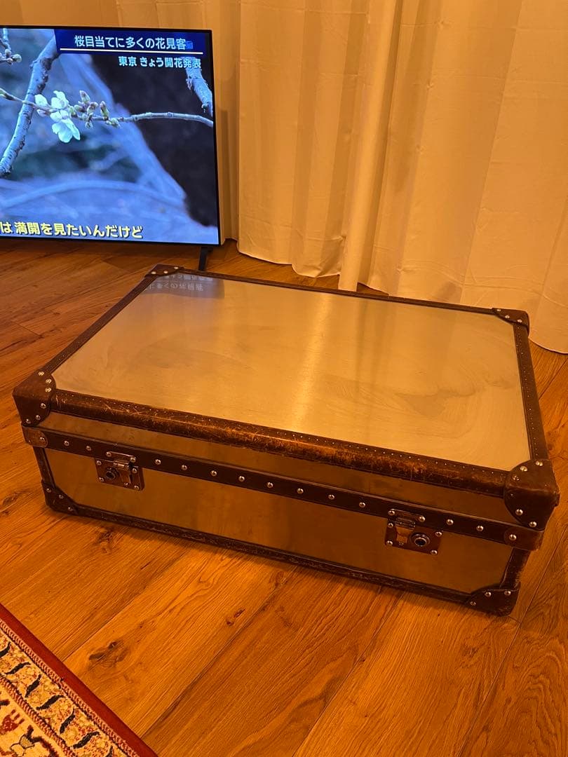 ハロ　トランクテーブル HALO TRUNK & STAND