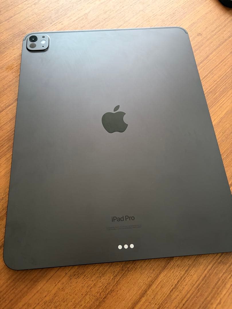Apple iPad Pro 13インチ (M4) 256GB スペースブラック