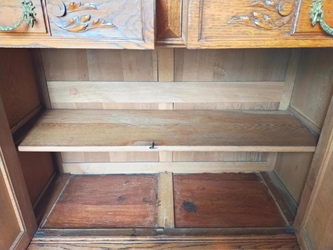 アンティーク　キャビネット