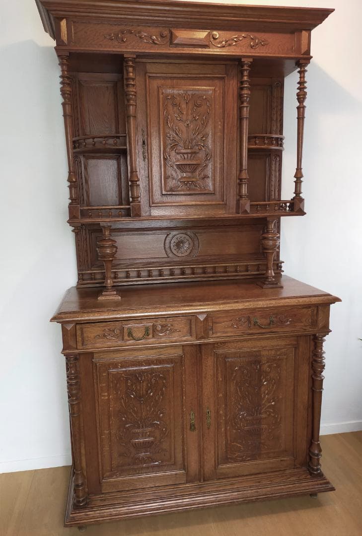 アンティーク　キャビネット