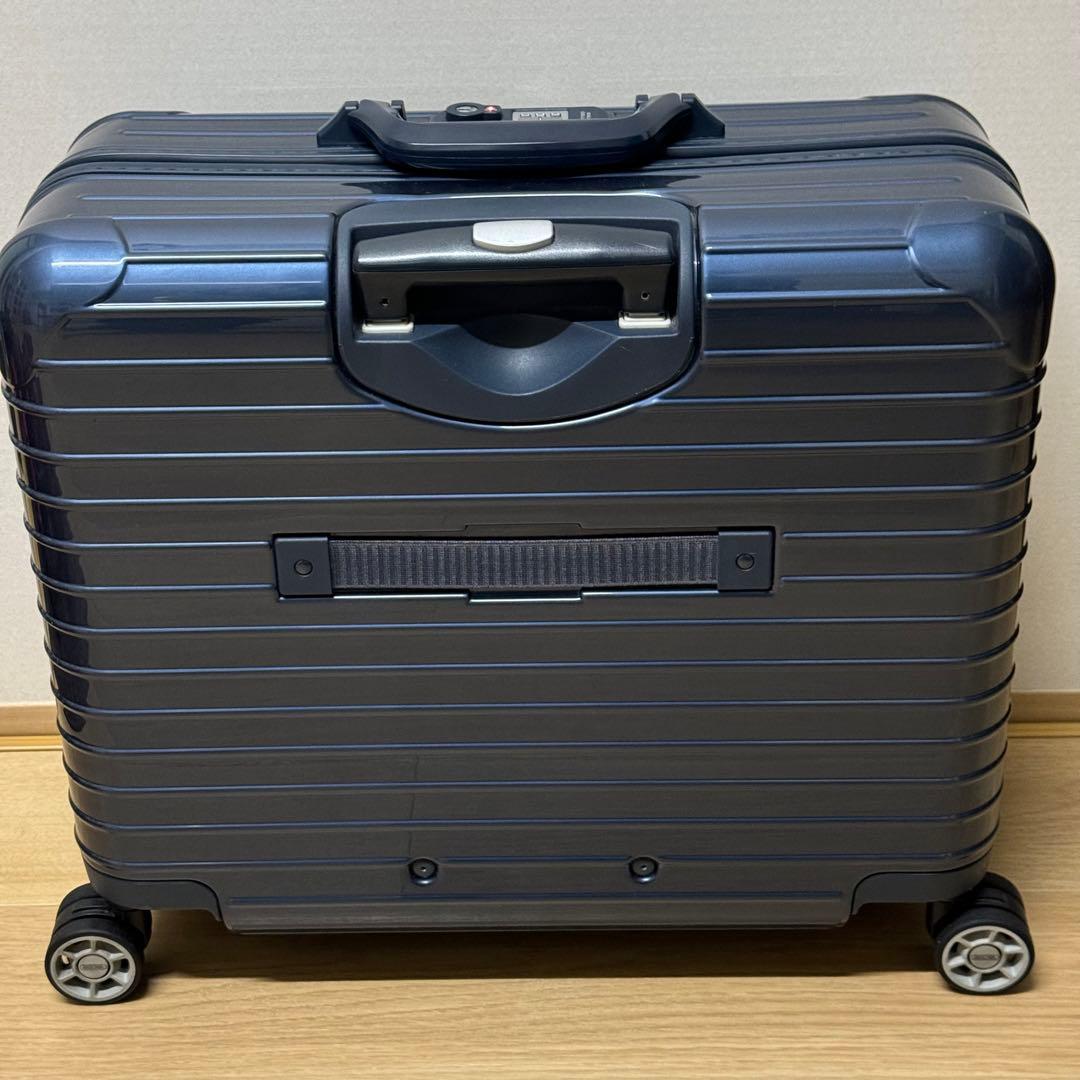 希少！リモワ　840.50 サルサデラックスハイブリッド　4輪　32L ネイビー