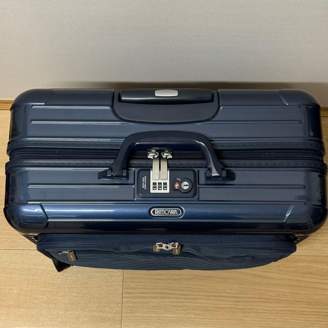 希少！リモワ　840.50 サルサデラックスハイブリッド　4輪　32L ネイビー