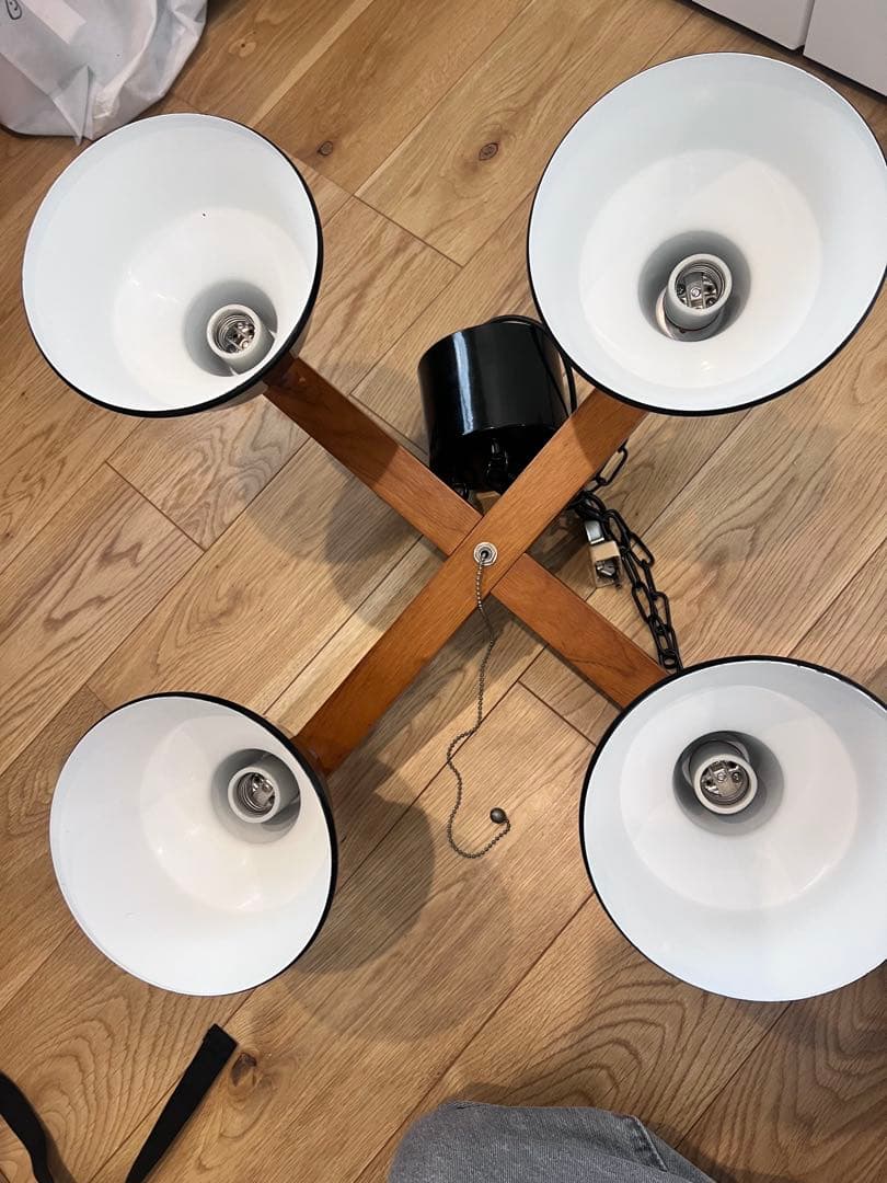 SNAFKIN CROSS ペンダントライト 4灯　ハモサ