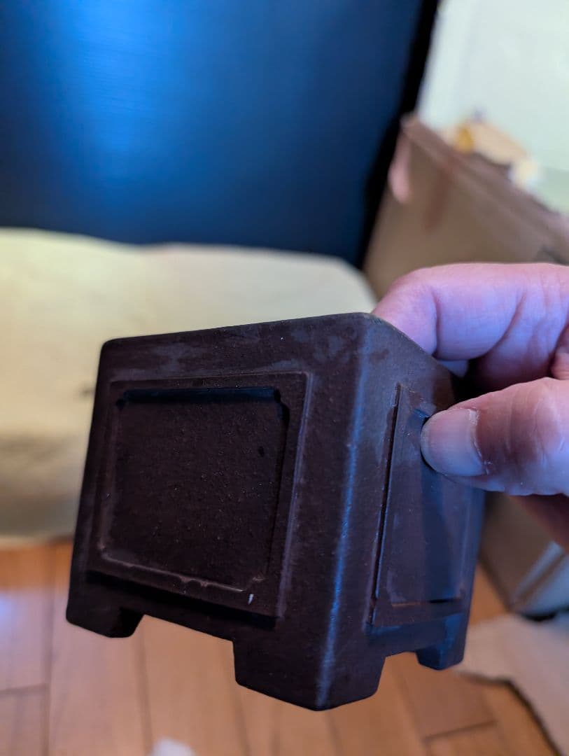 常滑松泉焼印！時代物 四角形 色 約10cm