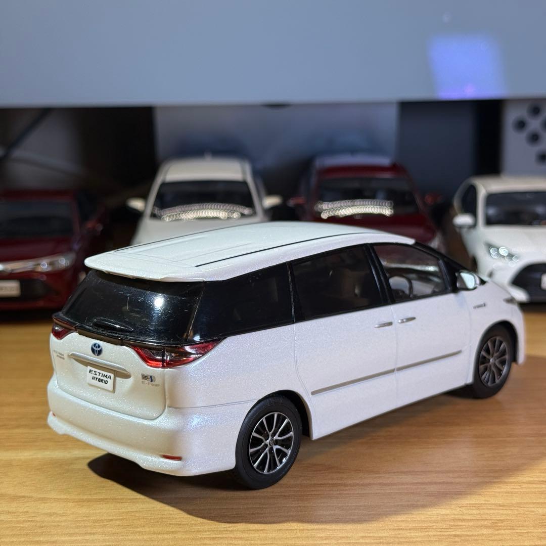 【非売品】エスティマ ハイブリッド カラーサンプルミニカー 1/30
