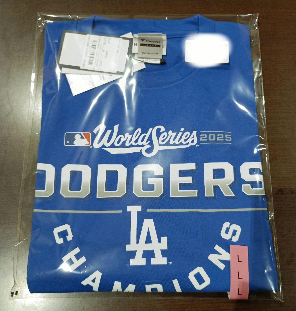 ドジャース　優勝記念Tシャツ