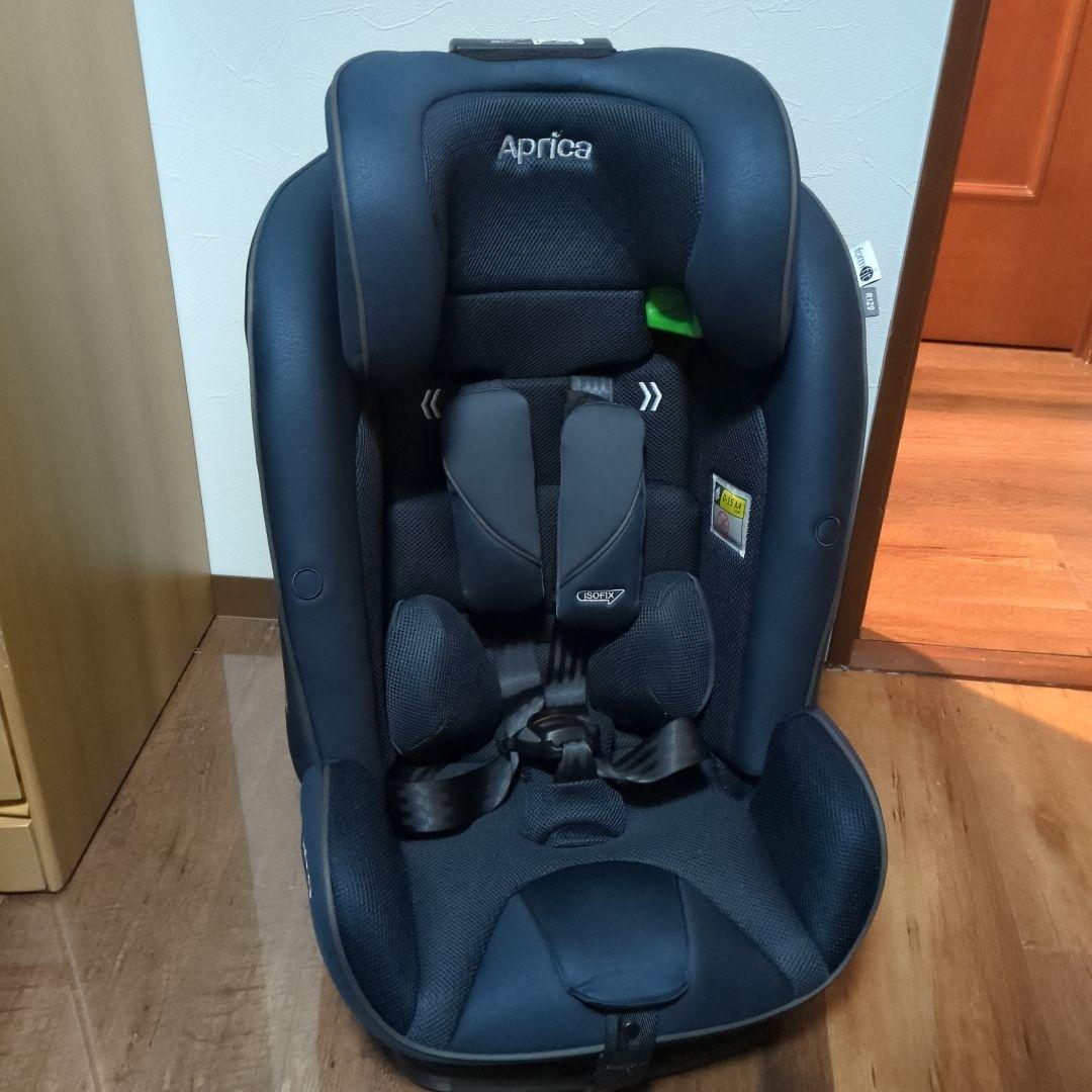 アップリカ チャイルドジュニアシート フォームフィット