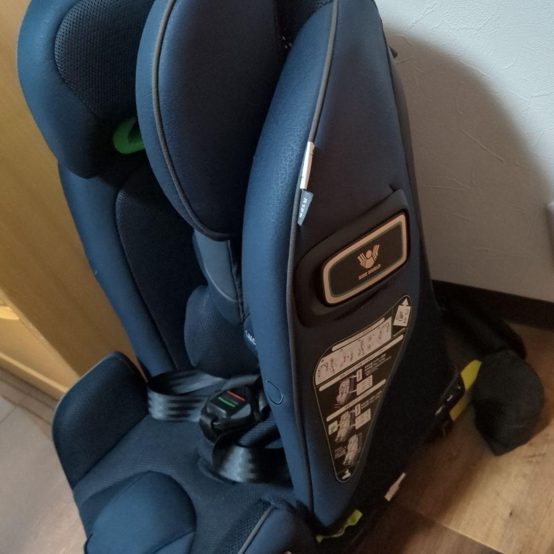 アップリカ チャイルドジュニアシート フォームフィット