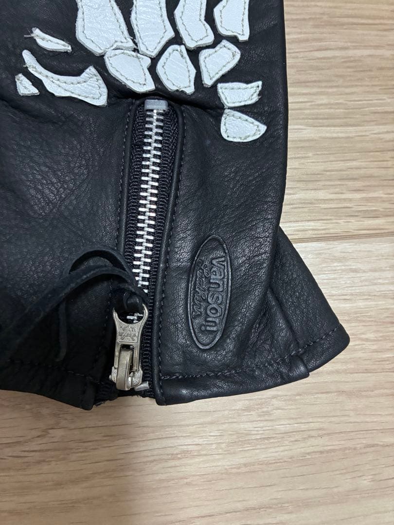 美品VANSONグローブ