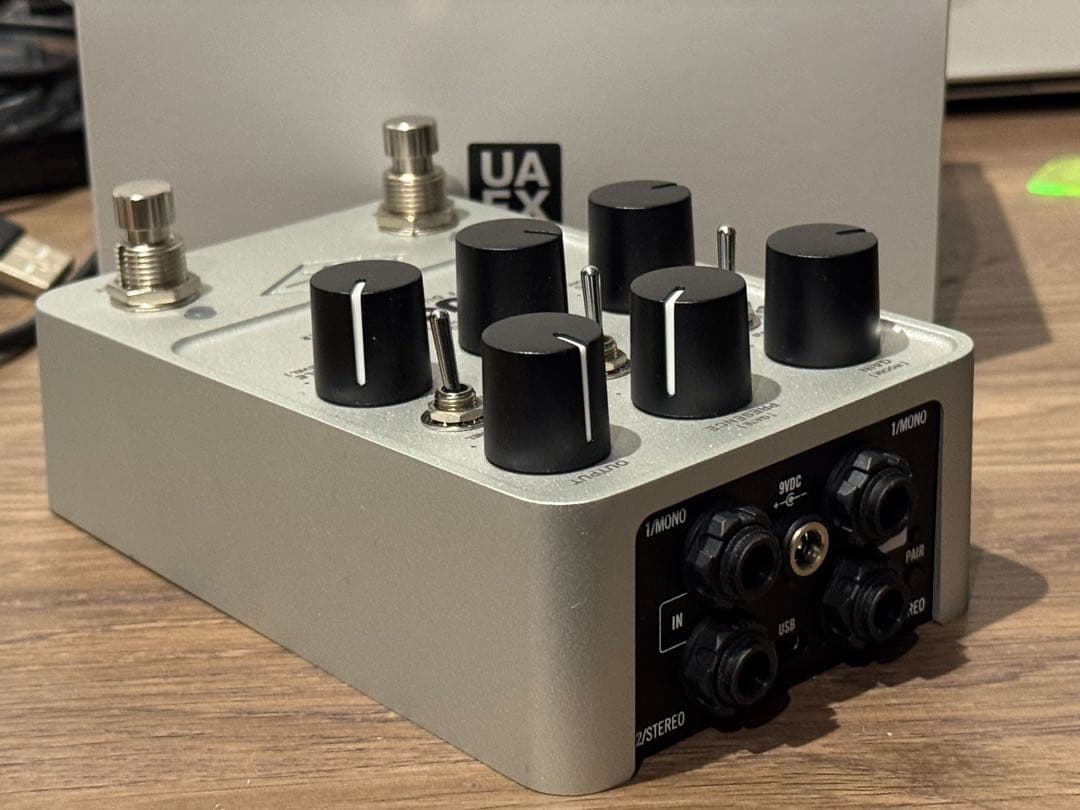 UAFX KNUCKLES デュアルレクチファイヤー　モデラー