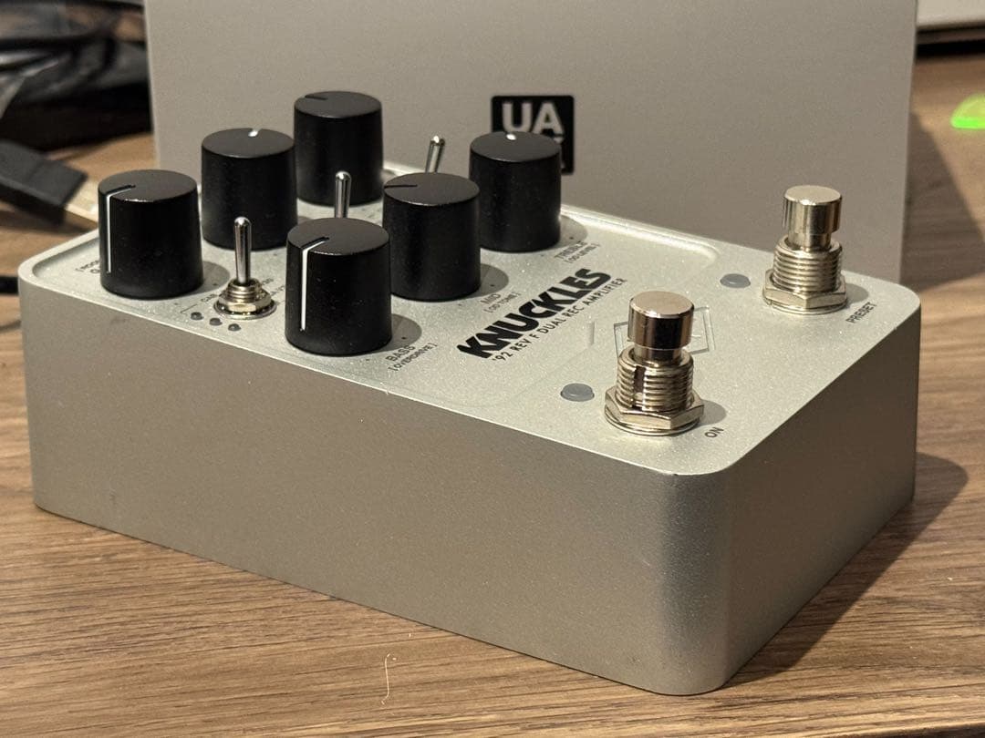 UAFX KNUCKLES デュアルレクチファイヤー　モデラー