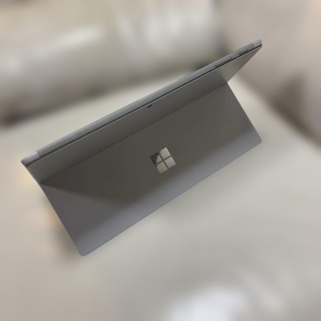 Microsoft Surface Pro シルバー
