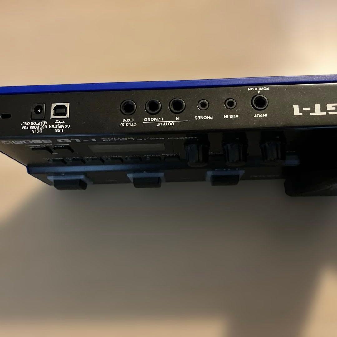 ギター BOSS GT-1