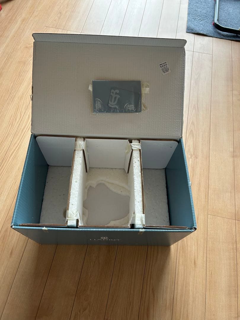 リヤドロ　箱付き　少女　陶器製 子供 置物 希少美品