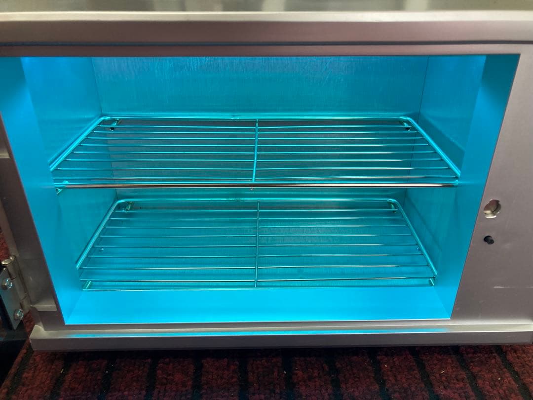 紫外線消毒器　C-209 紫外線消毒機