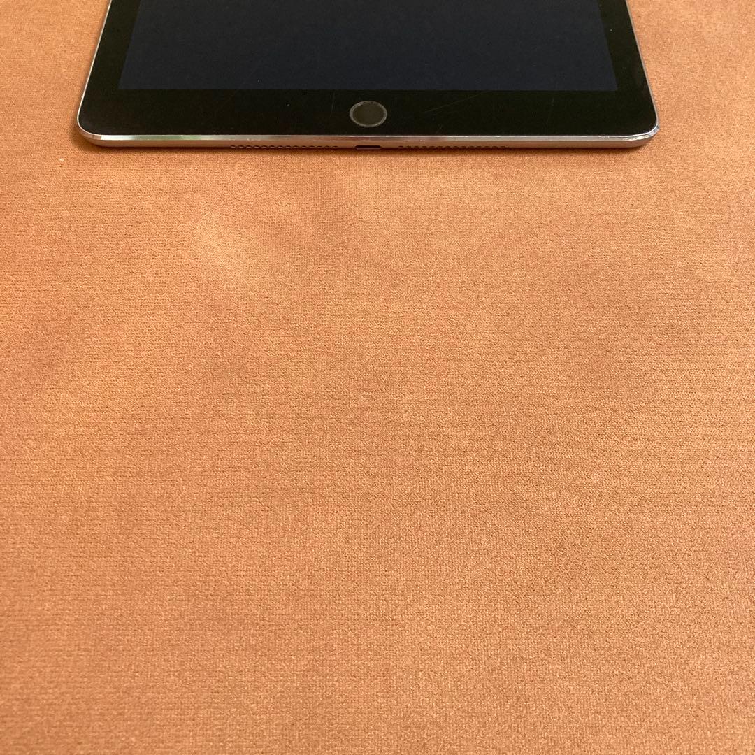 176【早い者勝ち】電池良好☆iPad Air2 128GB WIFIモデル☆