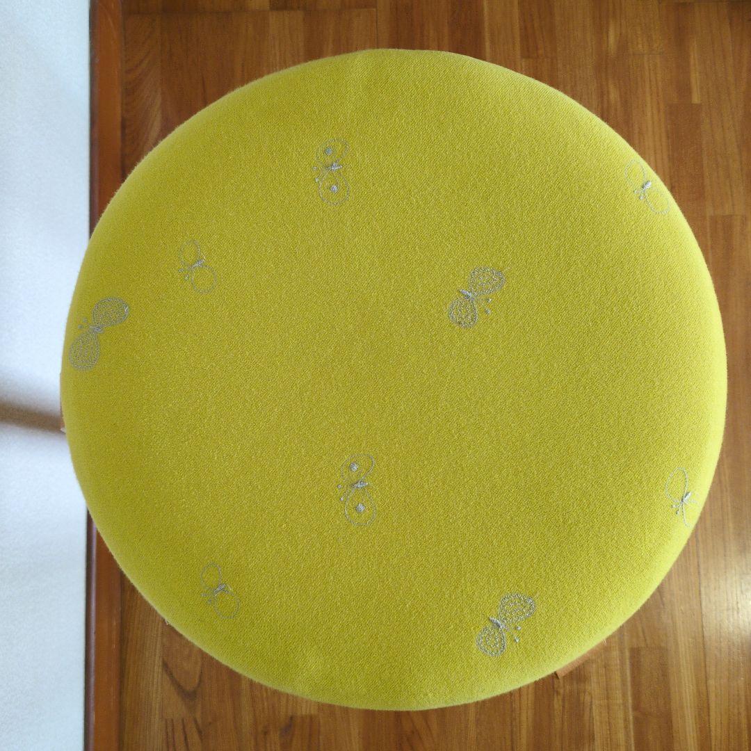 【みょん】円形スツール 3本脚　ミナペルホネン　choucho