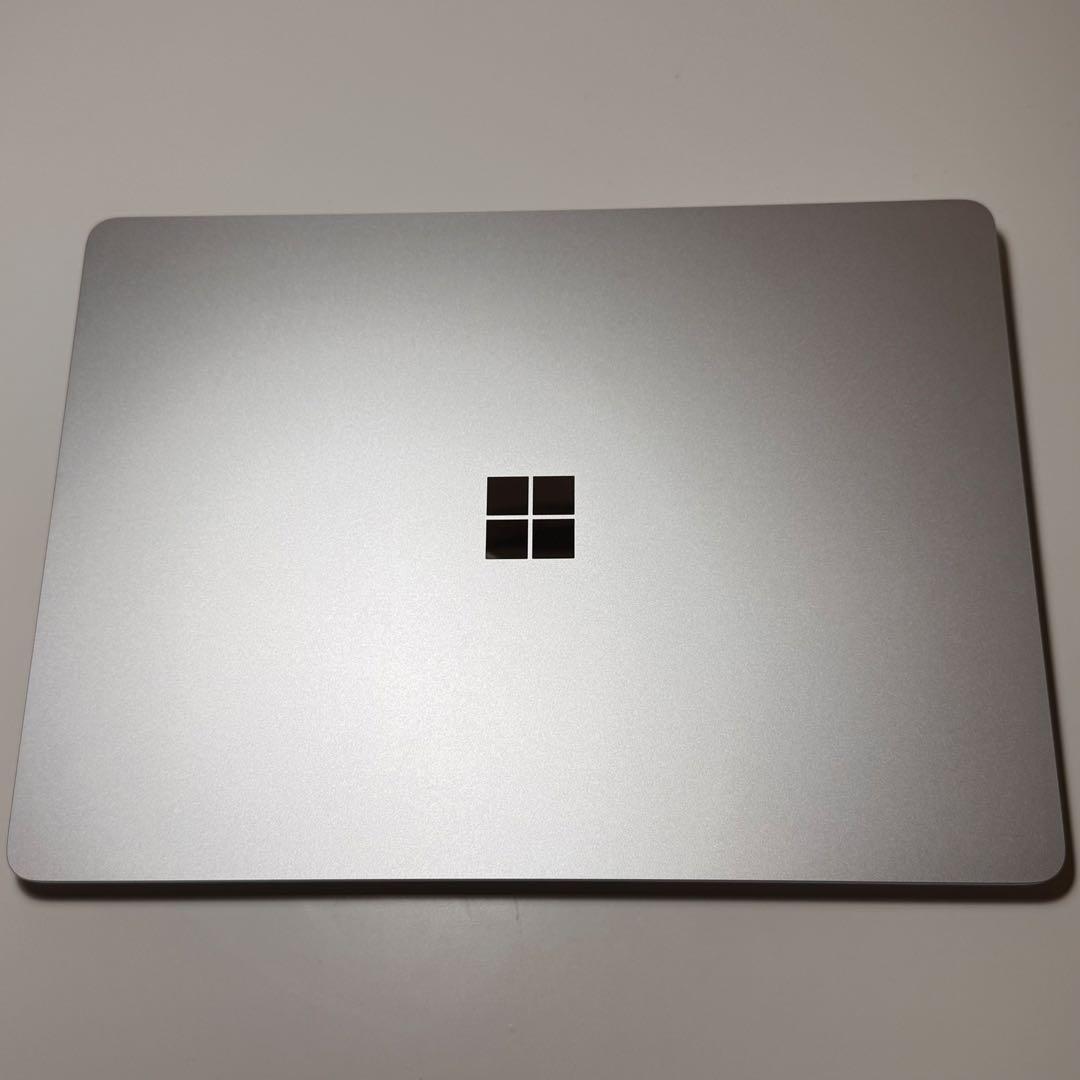 Surface Laptop 7 【16GBメモリ／256GB SSD】