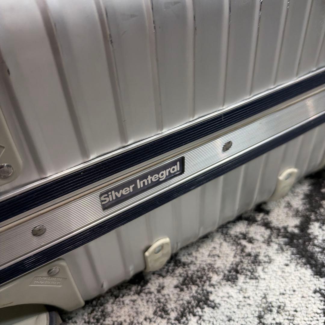 【微ジャンク】RIMOWA スーツケース　アルミ製　大型【送料無料】