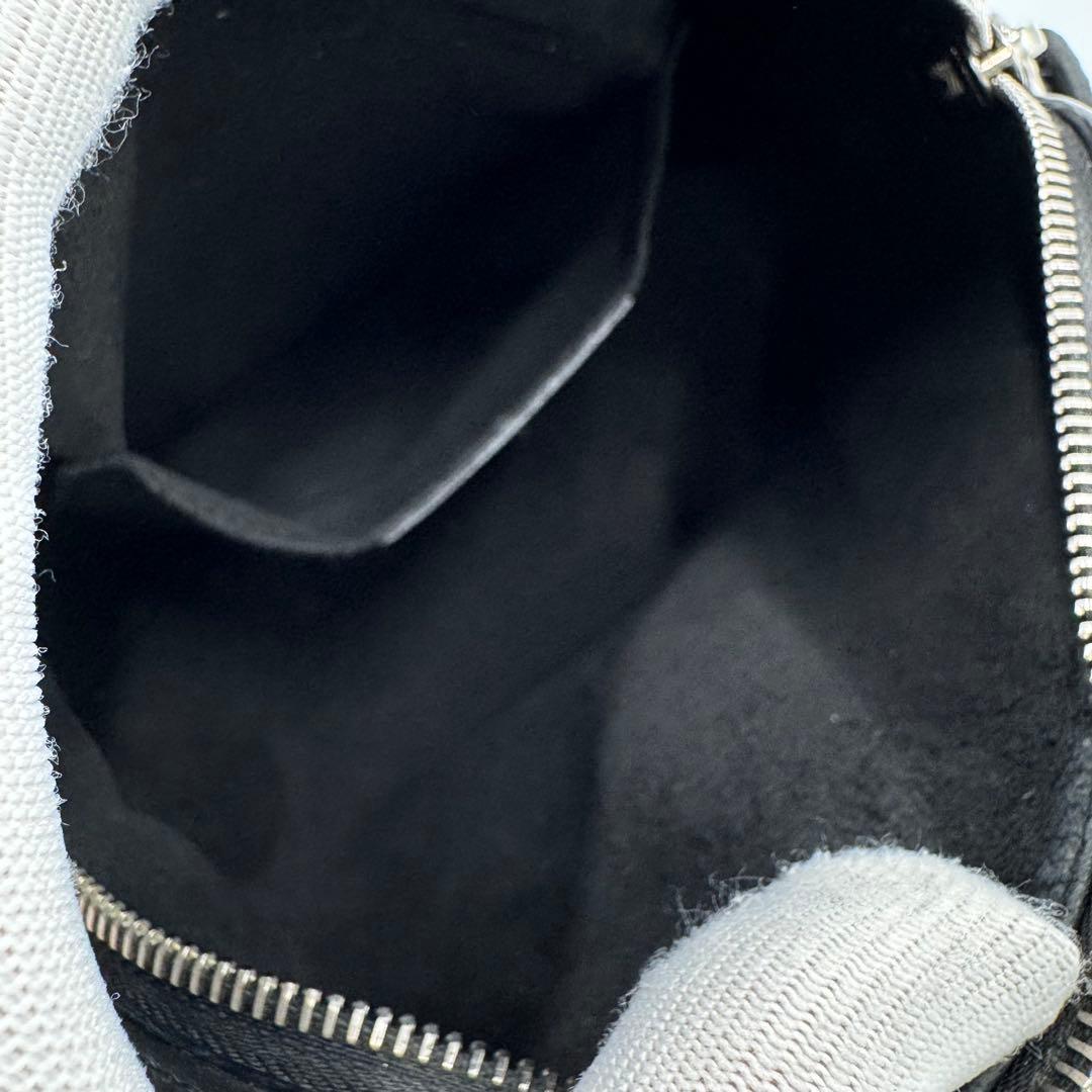 GIVENCHY スター 星 レザー ショルダーバッグ ハンドバッグ ブラック