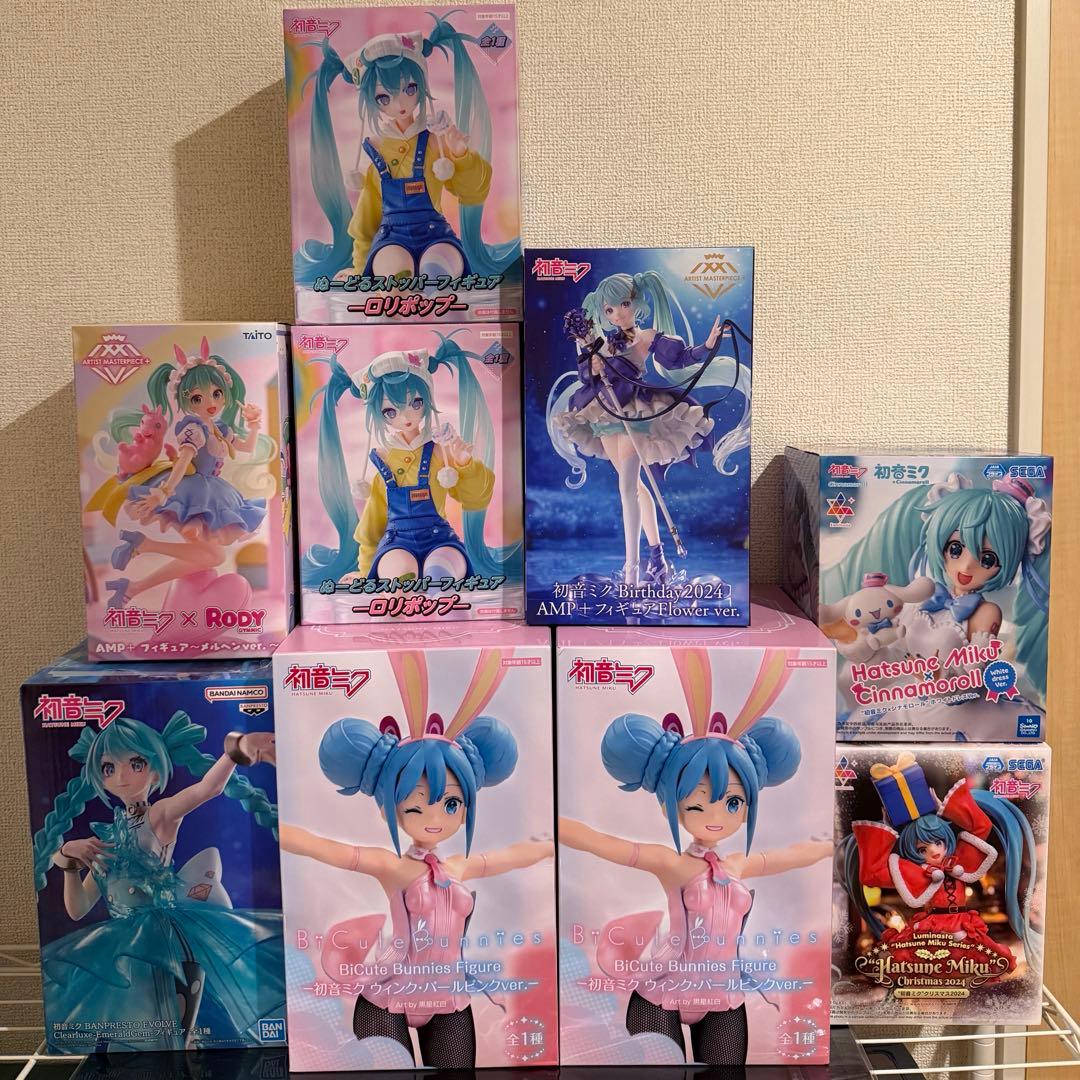初音ミク　フィギュア　まとめ売り　9体