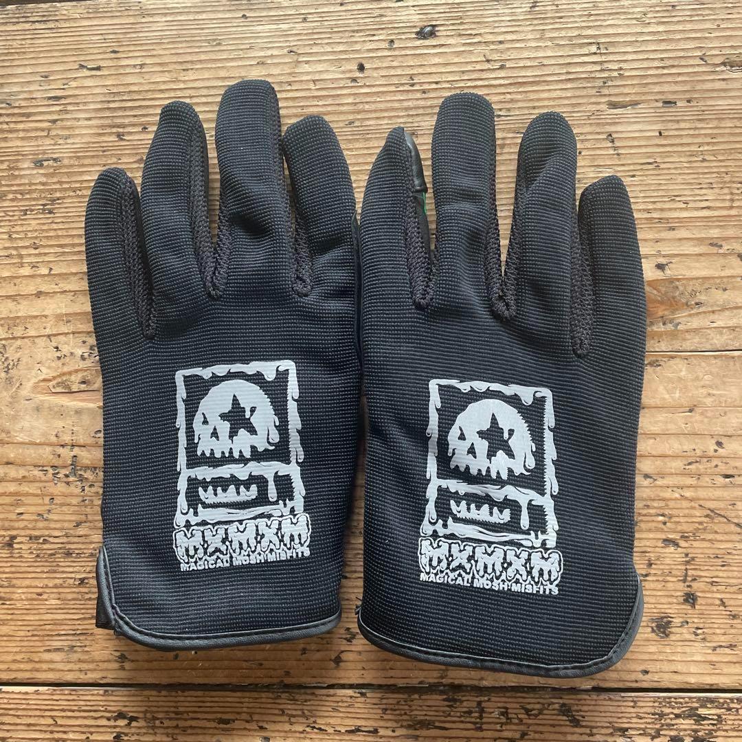 専用　新品　サンタクルーズ x MxMxM スクリーミングハンドグローブ　黒緑