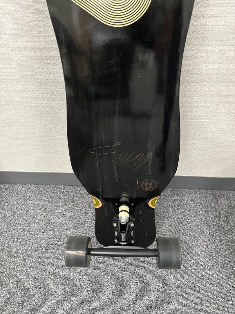 hero hiro 　YOROI SKATE スケートボード 黒