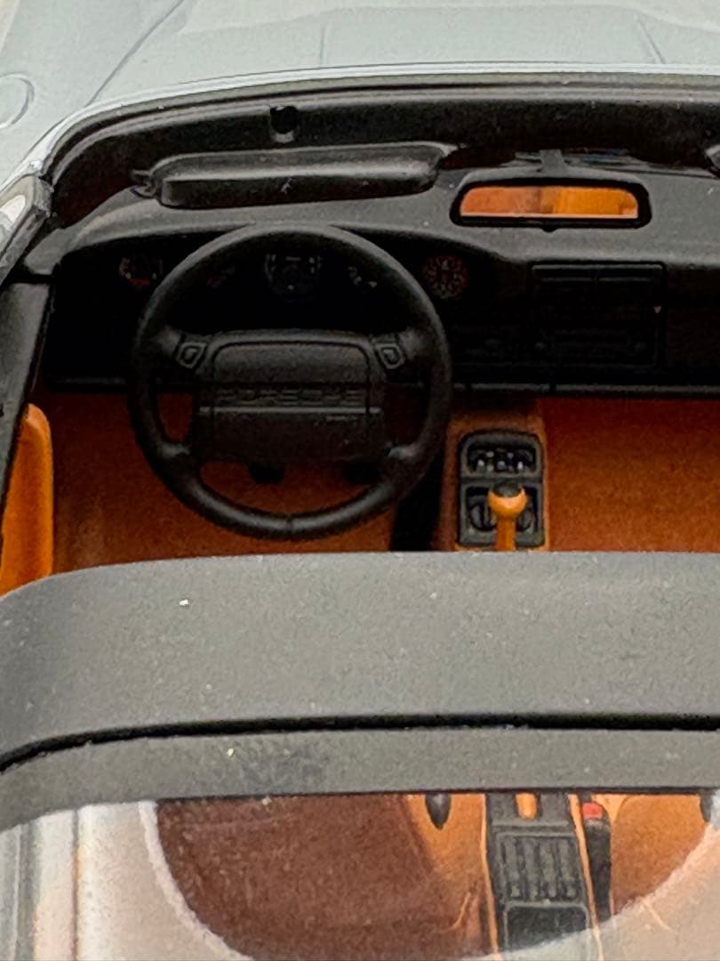 美品！ポルシェ911タルガ 1993 1:18モデル