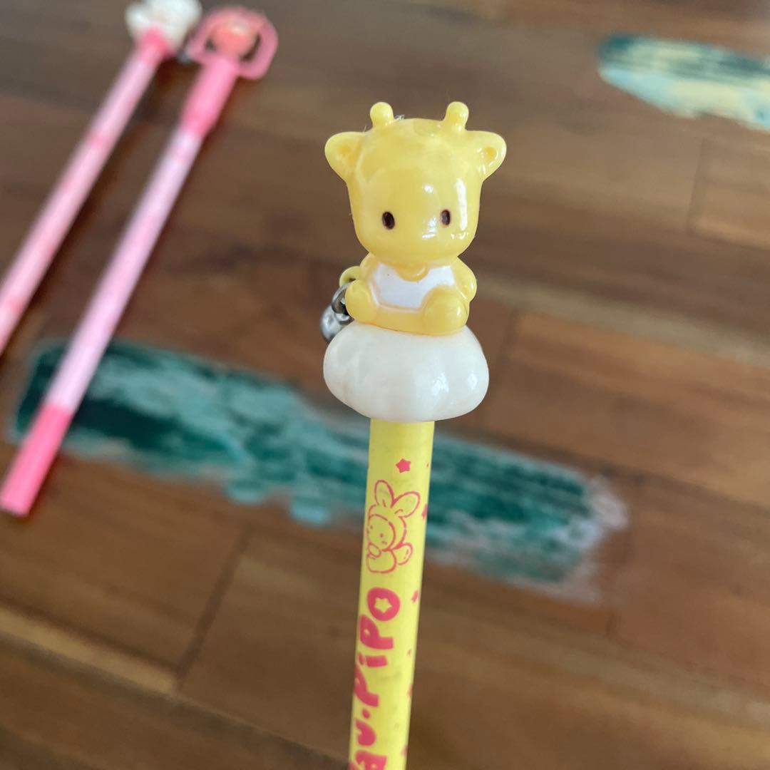 か*ん様 昭和レトロ希少サンリオキャラクター付き鉛筆3本セット
