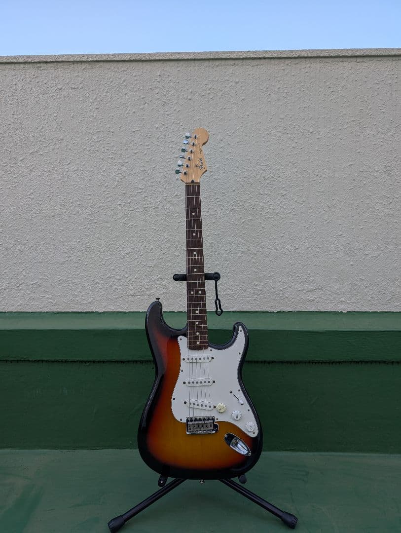 hide【ジャンク】Fender ST STD ストラトキャスター