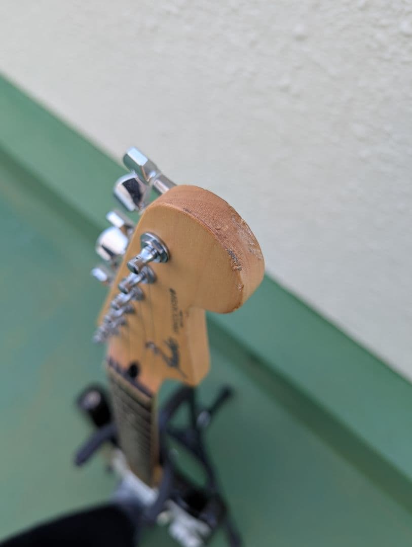 hide【ジャンク】Fender ST STD ストラトキャスター