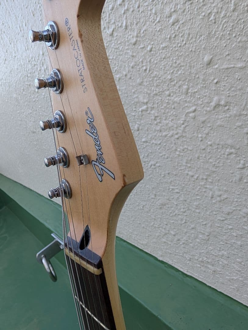 hide【ジャンク】Fender ST STD ストラトキャスター