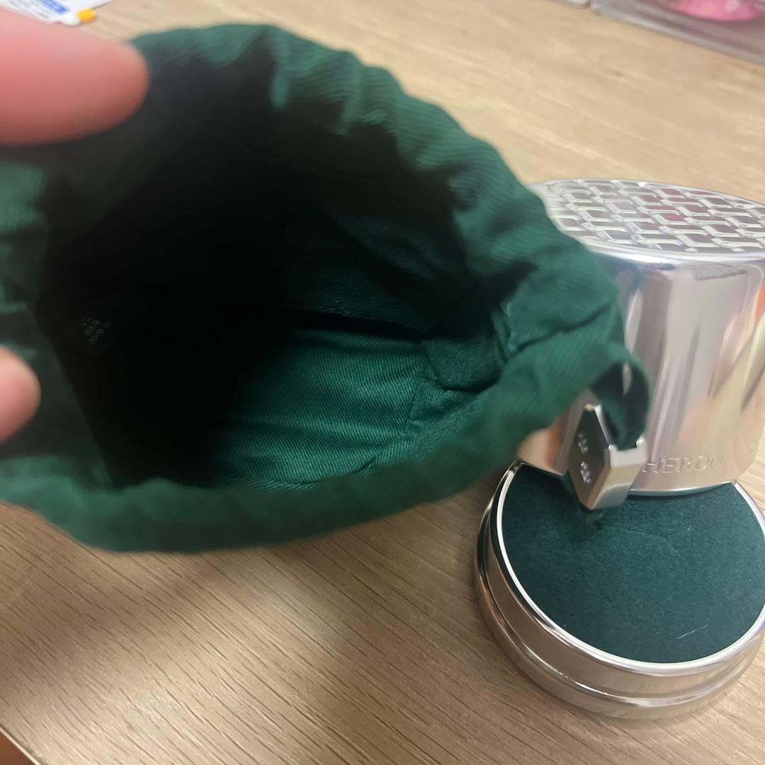 ブシュロン　リングケース　チャーム付