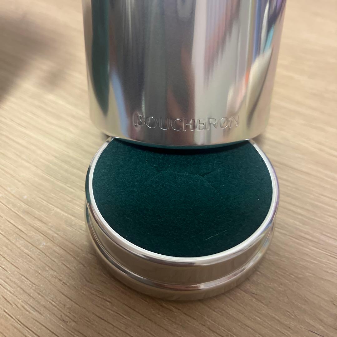 ブシュロン　リングケース　チャーム付