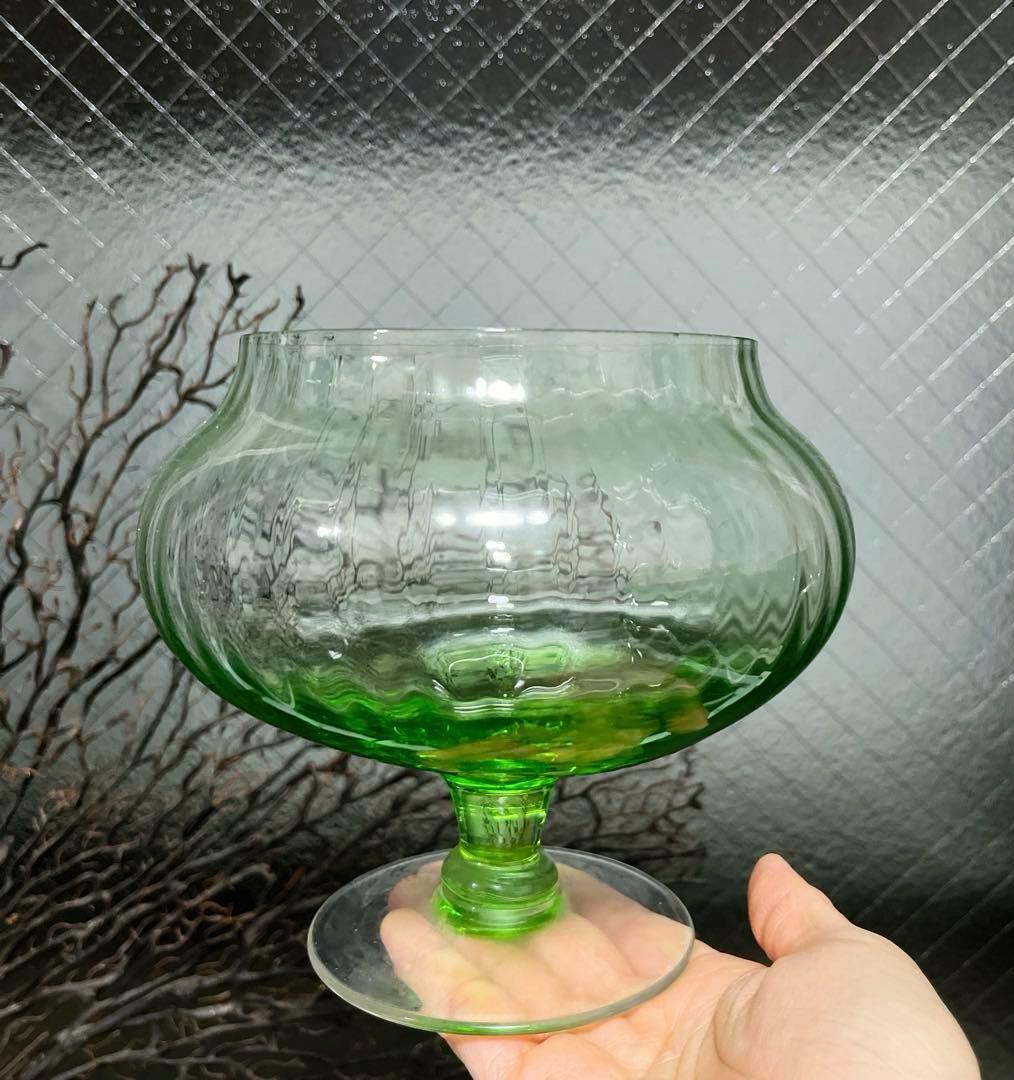 骨董　時代ガラス　ライムグリーン　ボンボニエール 菓子器　キャニスター