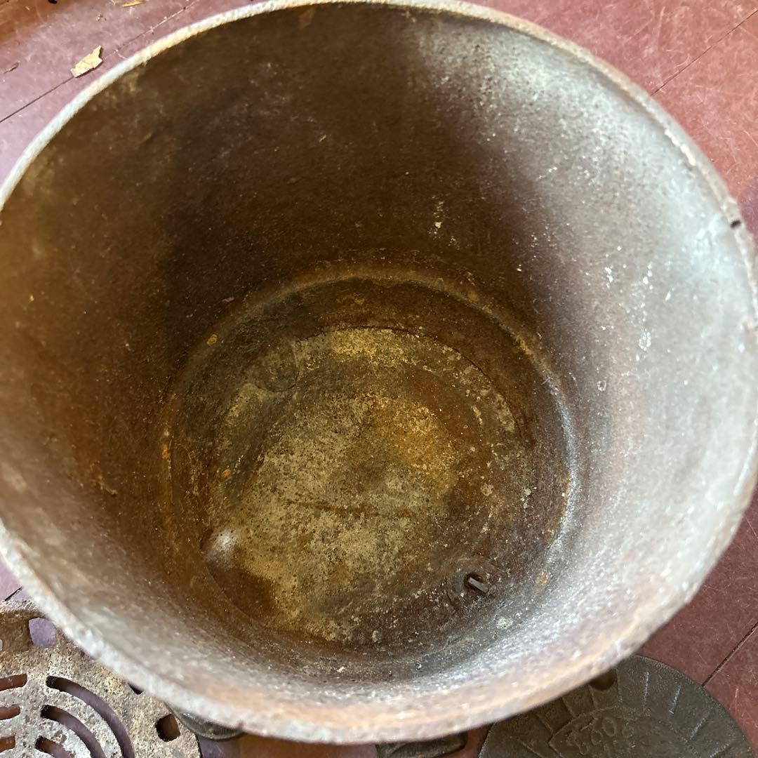 1*0様 練炭ストーブ　レトロ