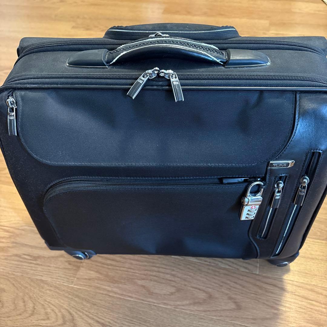 TUMI キャリーバッグ