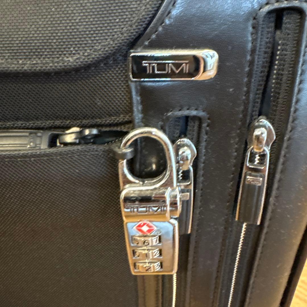 TUMI キャリーバッグ