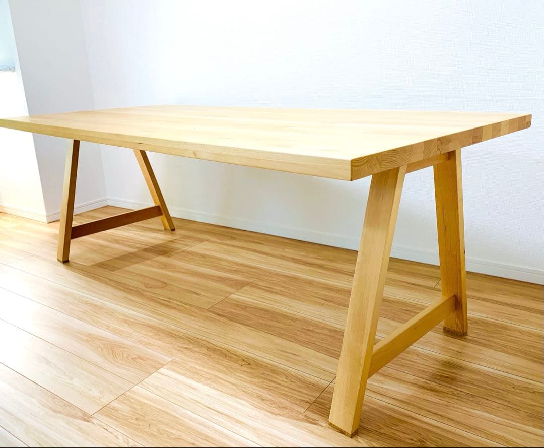 ニトリ　ダイニングテーブル　Nコレクション　ナチュラル　木製　6人掛け　8人掛け
