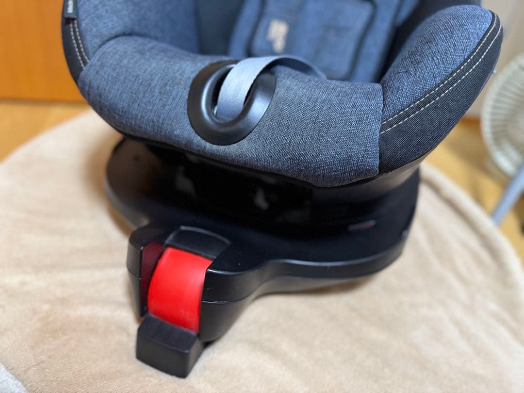 ブリタックスレーマー DUALFIX i-SIZE (BLUE MARBLE)