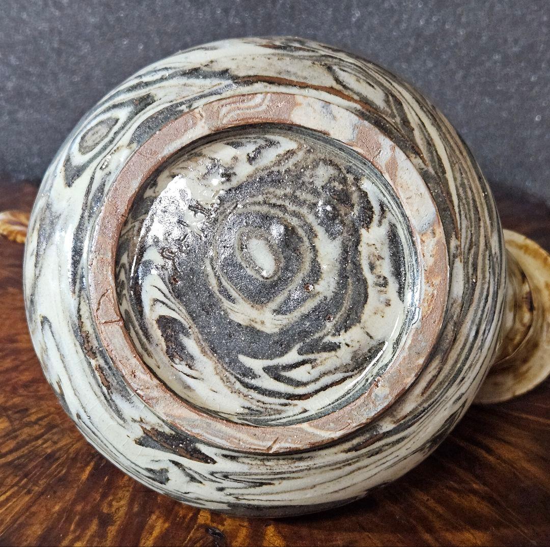 【上作品❗】沖縄の焼物　琉球壺屋焼　作家物　シーサー飾り　練込文　カラカラ　徳利