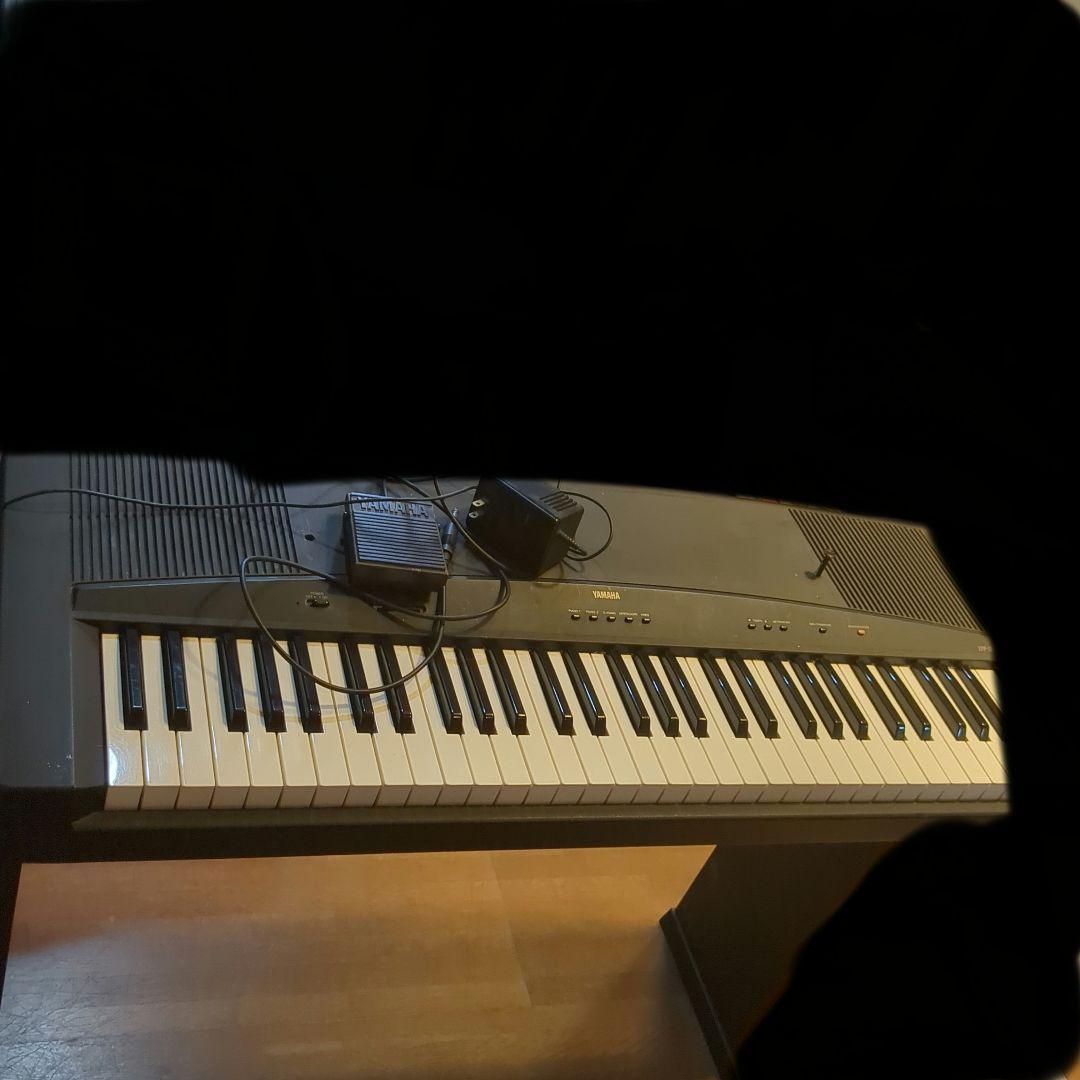 ヤマハ　パーソナル　エレクトリックピアノYPP15