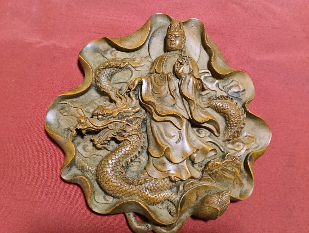 騎龍観音菩薩（龍上観音菩薩）