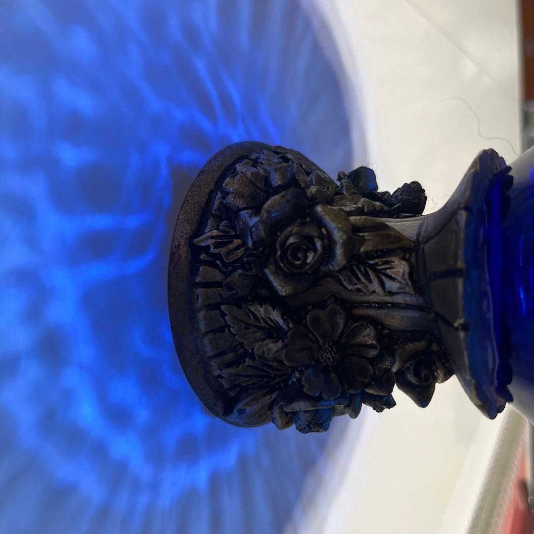 イタリア製 青　ガラス 花瓶　ブルー　インテリア　光　工芸品　芸術