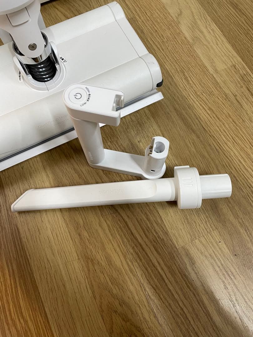 バルミューダ　THE CLEANER ホワイト　BALMUDA