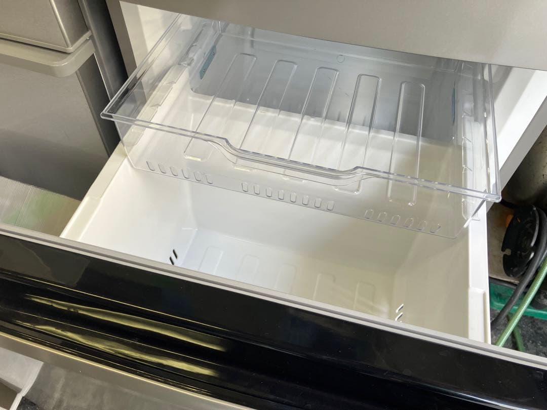 [中古]引取限定冷蔵320L冷凍129LのノンフロンIRS-32A-S アイリス