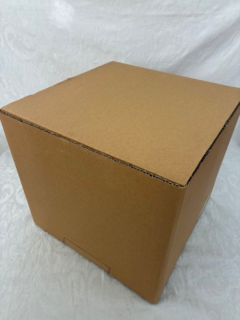 【萩焼】椿秀窯　庄 圭一郎　白燿　花生　花瓶　飾り壺　木箱入